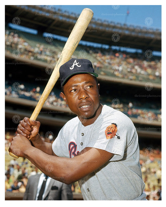 Hank Aaron 8x10 unsigned iconic baseball photo print for collectors