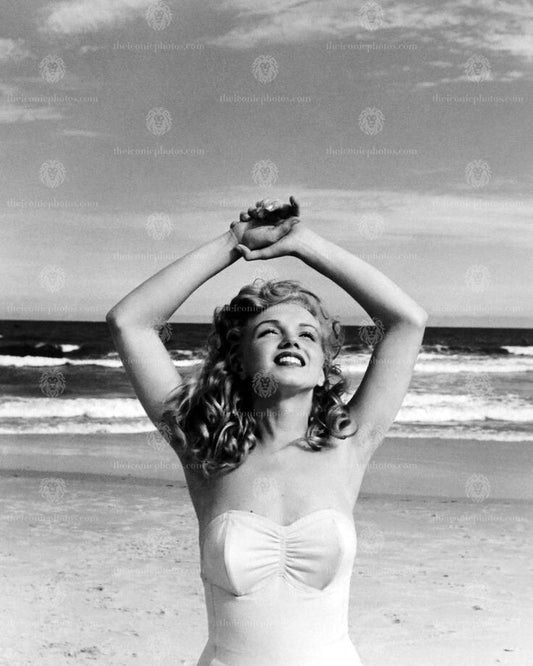 Marilyn Monroe White Dress Wind Scene 8×10 Premium Art Print